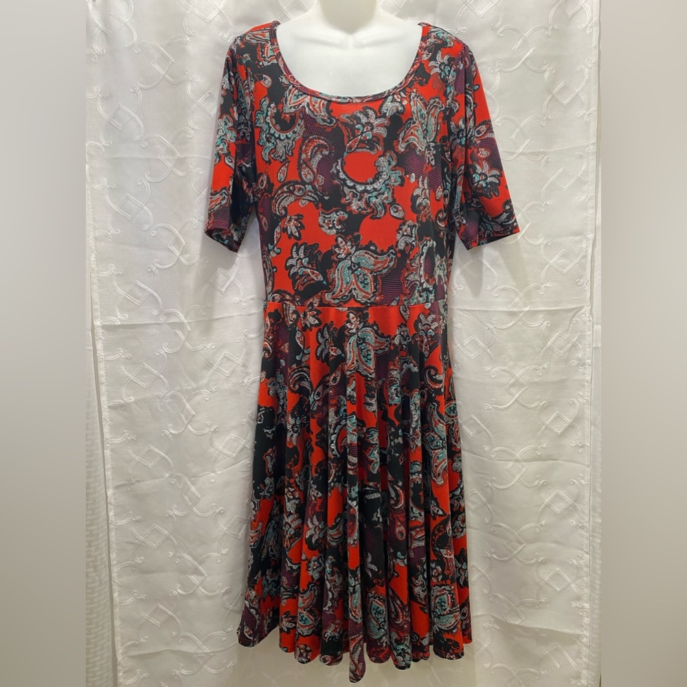 LuLaRoe Nicole Dress